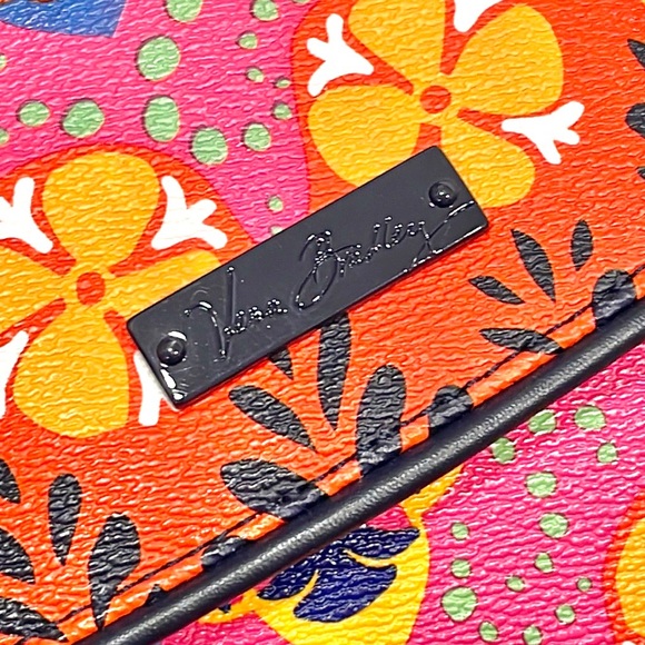 Vera Bradley BB Collection Rio Stripe Floral Flap Crossbody Bag EUC - Picture 2 of 13